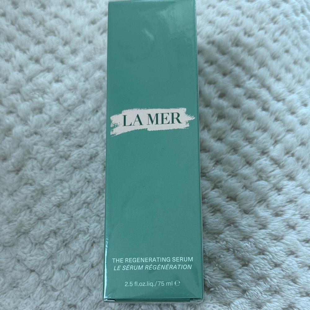 La Mer Regenerating Serum-collagen in a bottle!